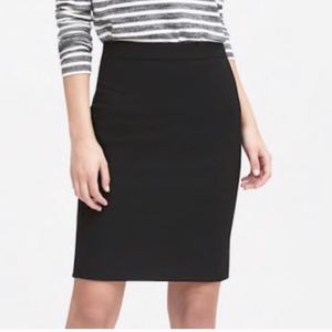 NWT Banana Republic Wool Stretch Skirt
